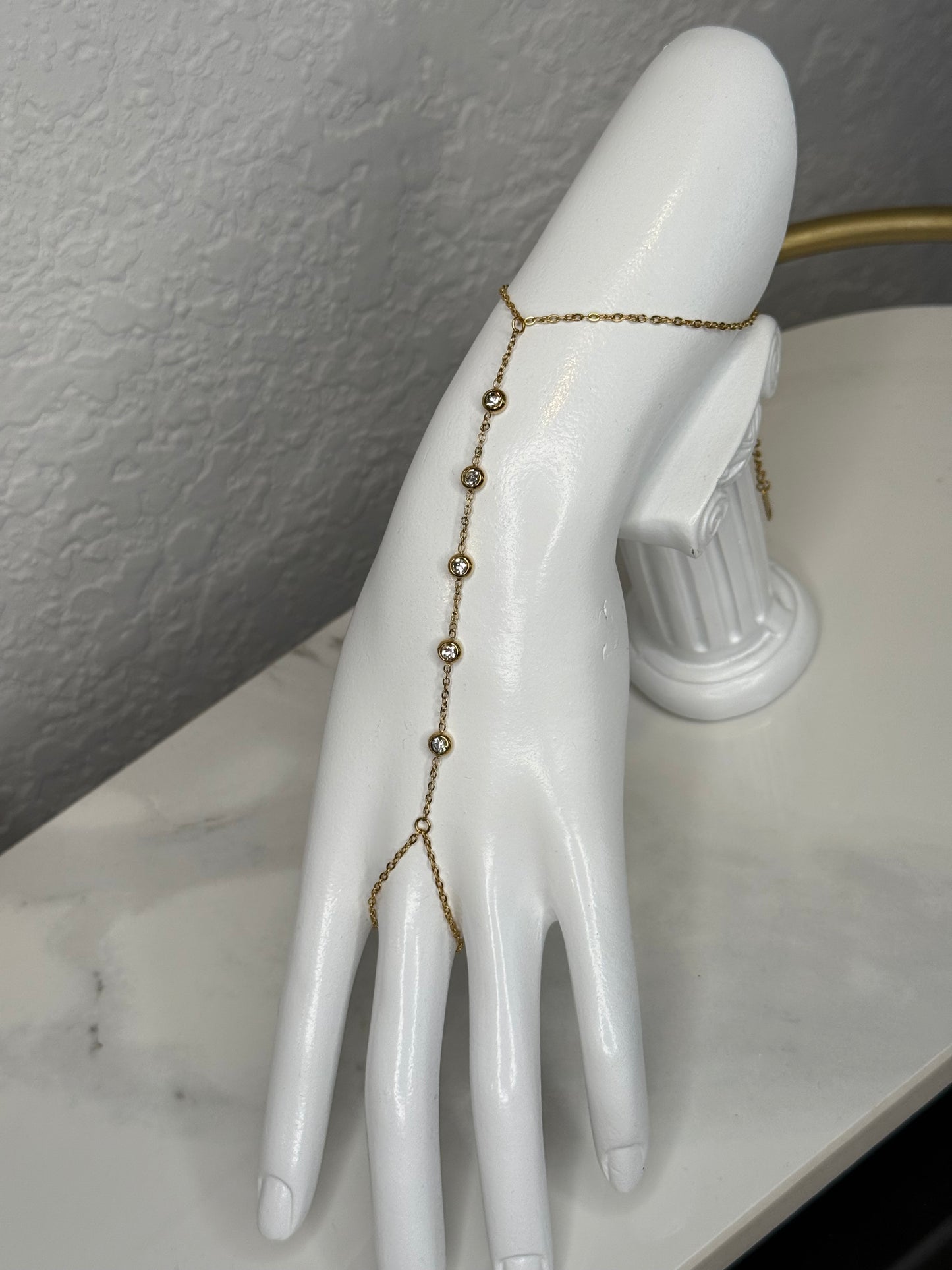 The Dazzler Hand Chain