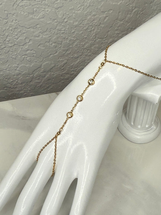 Helen Hand Chain